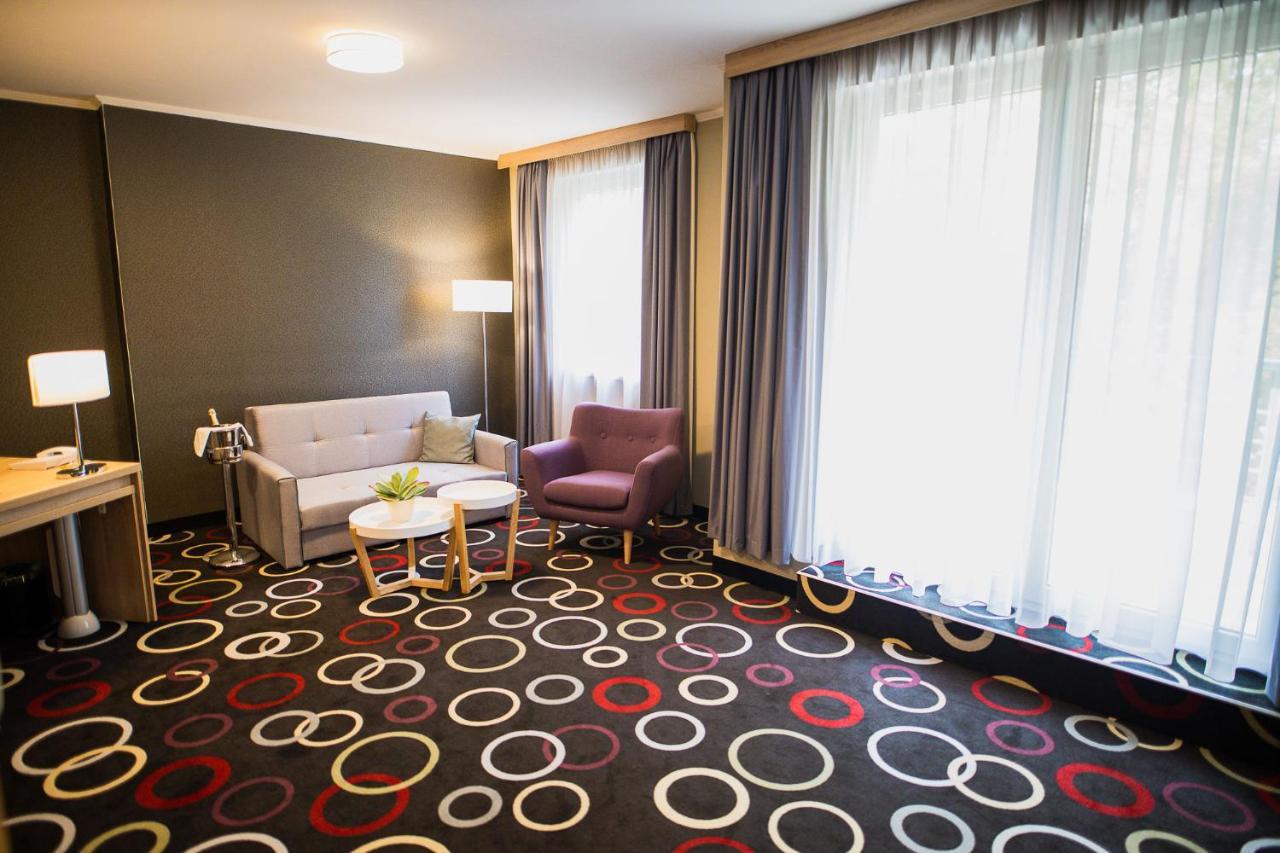 Garden Hotel Wellness Es Konferencia Szolnok Eksteriør billede