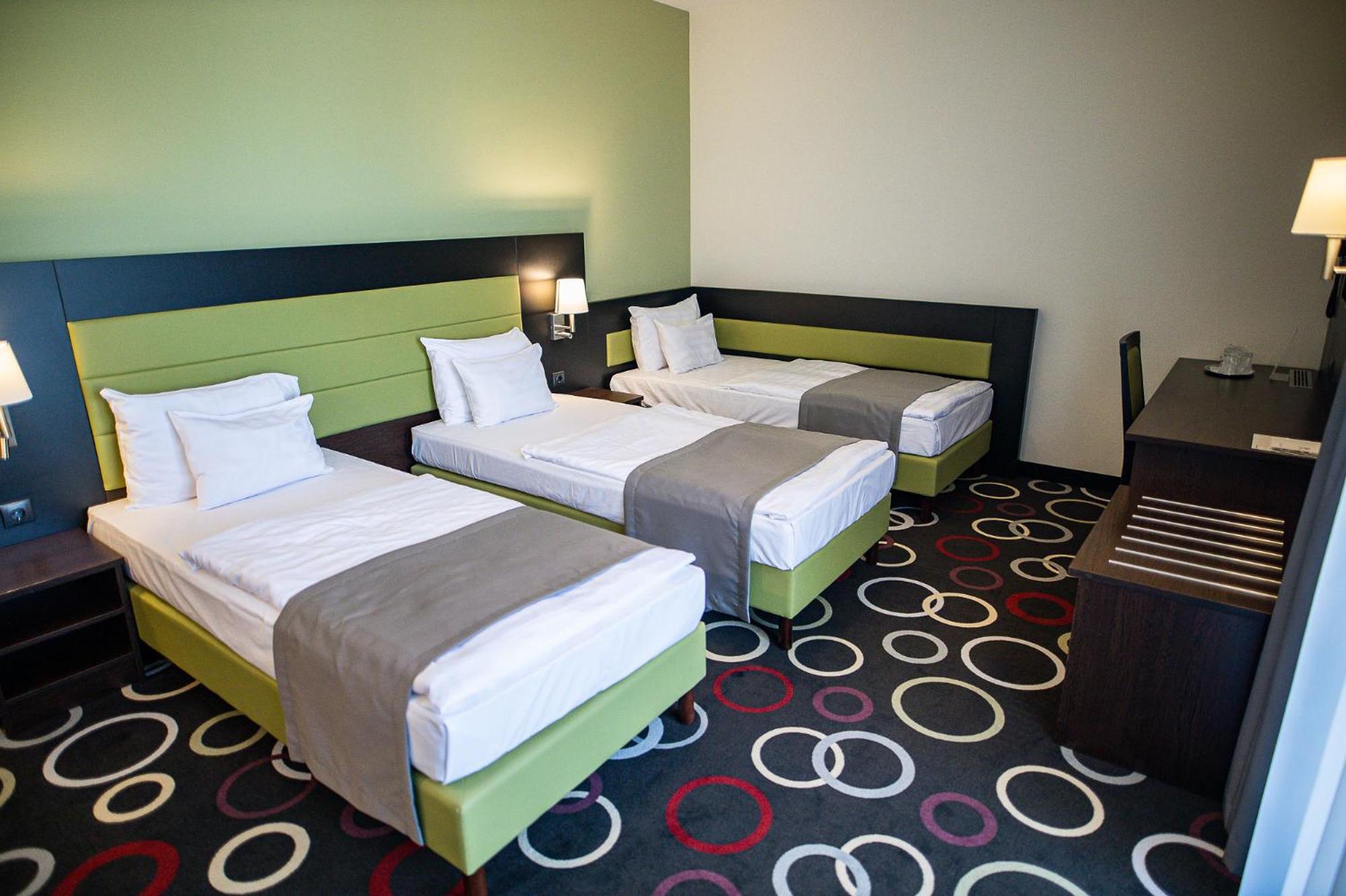 Garden Hotel Wellness Es Konferencia Szolnok Eksteriør billede