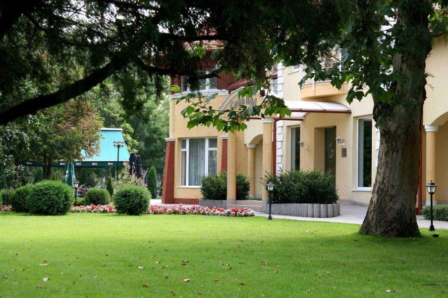 Garden Hotel Wellness Es Konferencia Szolnok Eksteriør billede