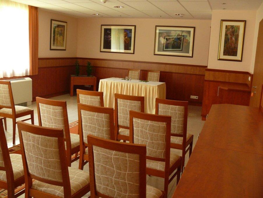 Garden Hotel Wellness Es Konferencia Szolnok Business billede