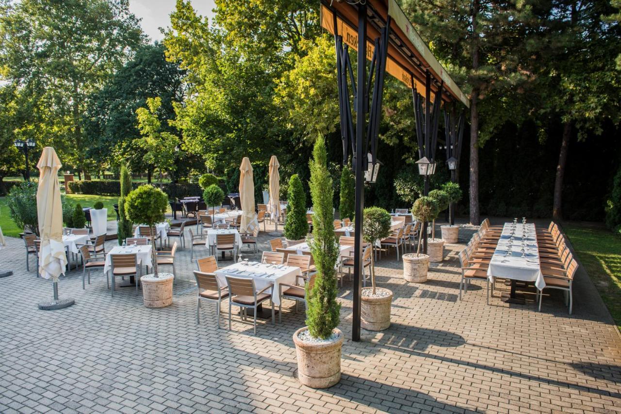 Garden Hotel Wellness Es Konferencia Szolnok Eksteriør billede